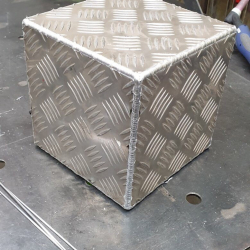 Hliníková kocka - zváranie hliníka s Pontig 202 AC/DC