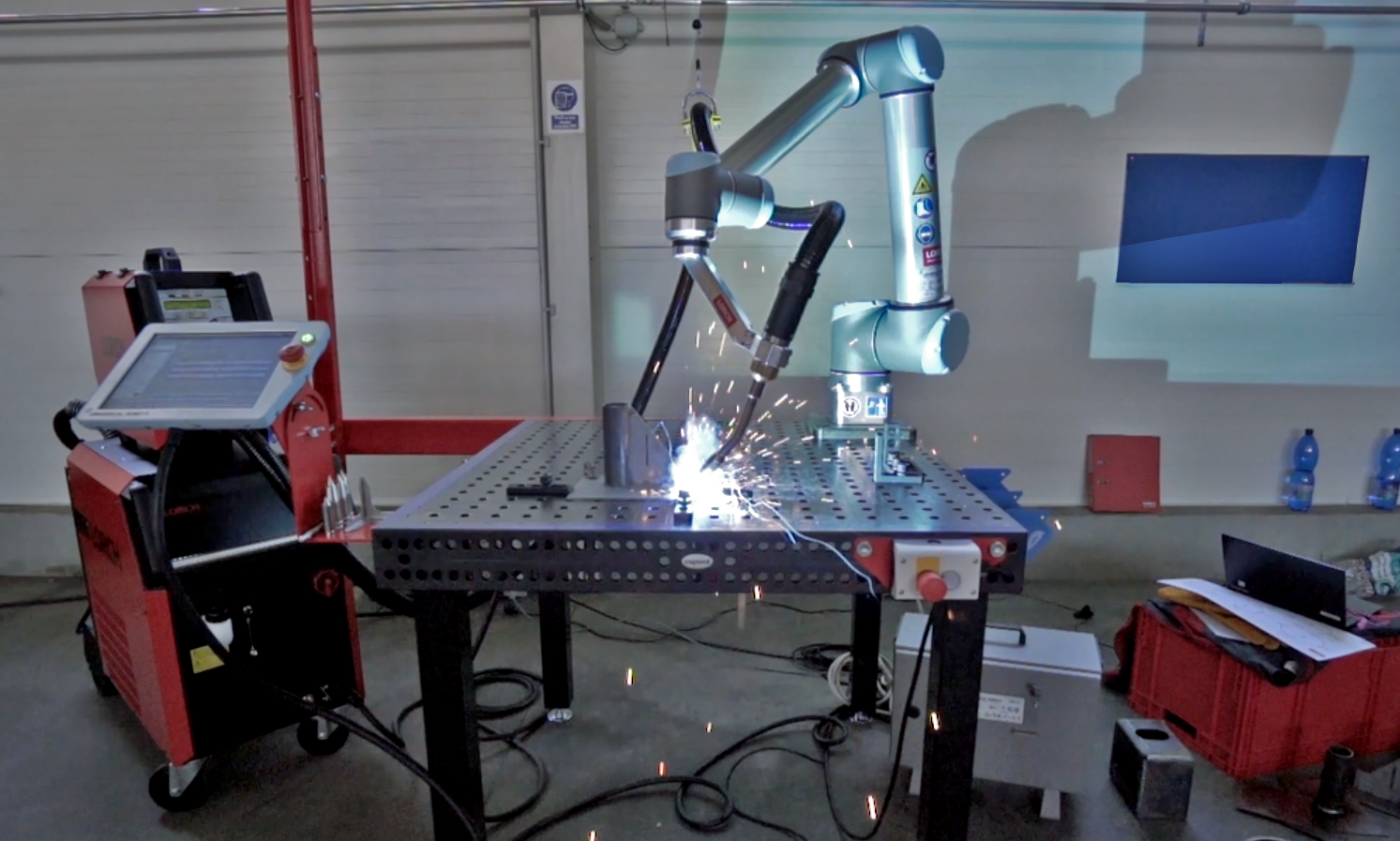 Zvárací Cobot Lorch Welding Solík